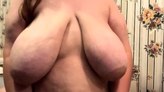 Fat whore with big boobs masturbating and cumming on webcam
