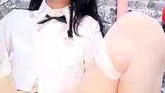 Adorable Japanese teen Izumi Koizumis pussy toyed until
