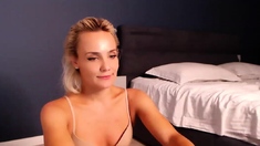 Small titted blond stunner Sarah Peachez masturbating