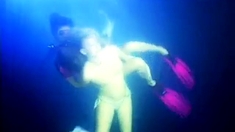 Deep Underwater Blowjob!